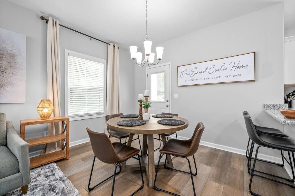 One-Of-A-Kind Smart, Cookie Themed Home For Up To 6 คลาร์กส์วิลล์ ภายนอก รูปภาพ