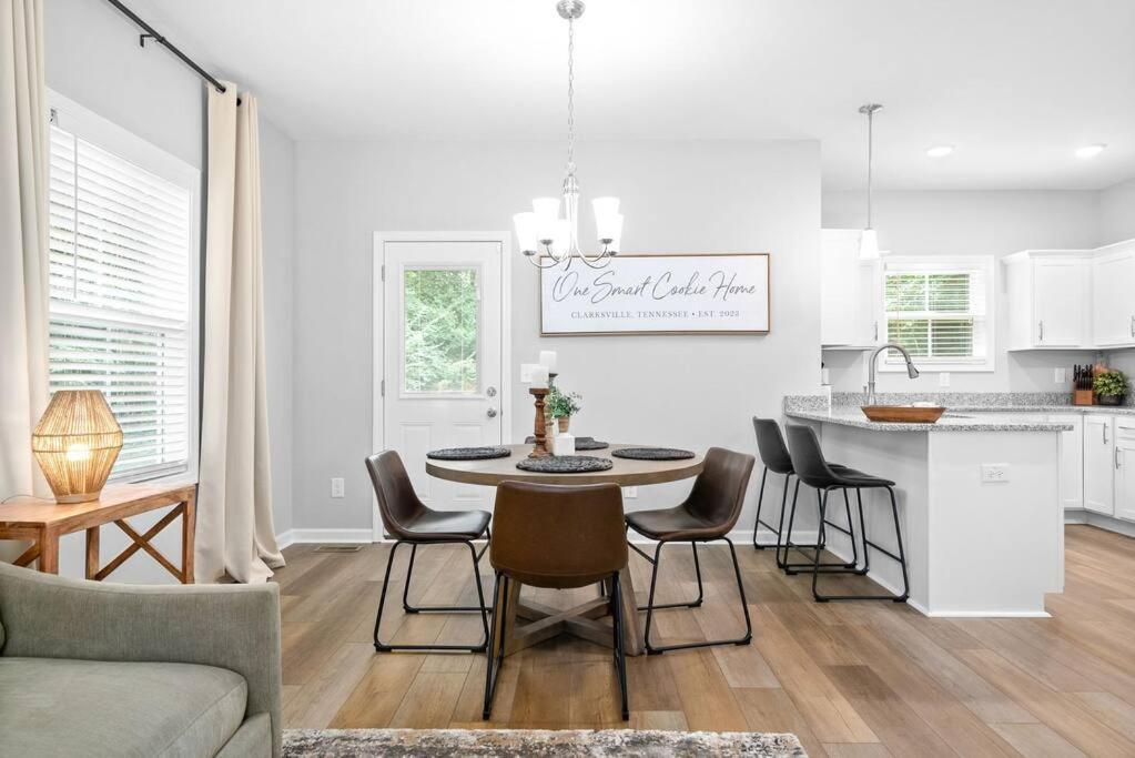 One-Of-A-Kind Smart, Cookie Themed Home For Up To 6 คลาร์กส์วิลล์ ภายนอก รูปภาพ